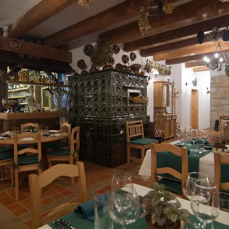 Pivnice - Jitravsky Dvorec Värdshus Rynoltice